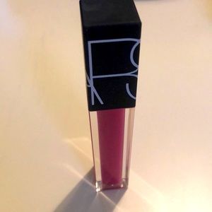 NARS Velvet Lip Glide in DANCETERIA